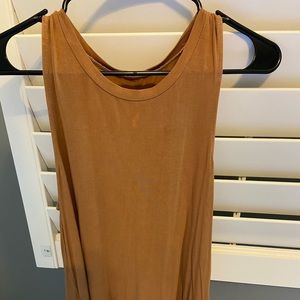 American Eagle: Tan tank